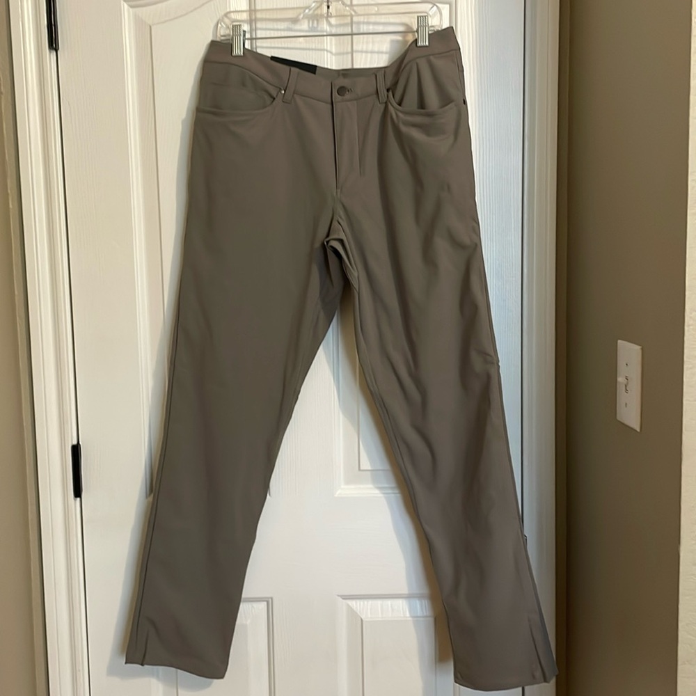 Lululemon ABC classic pant